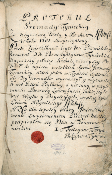 Z księgi gromadzkiej wsi Tyniec obejmującej lata 1782–1847 strona tytułowa oraz kolejna z wpisem sprawy rozstrzygniętej przez
wójta i przysiężników (ławników) w 1782 roku – vide tekst poniżej: Protokul… etc. oraz Sprawa Swierkoszki… etc.
(Biblioteka Naukowa PAU/PAN w Krakowie, sygn. rkps. 1871, s. 1, 3)